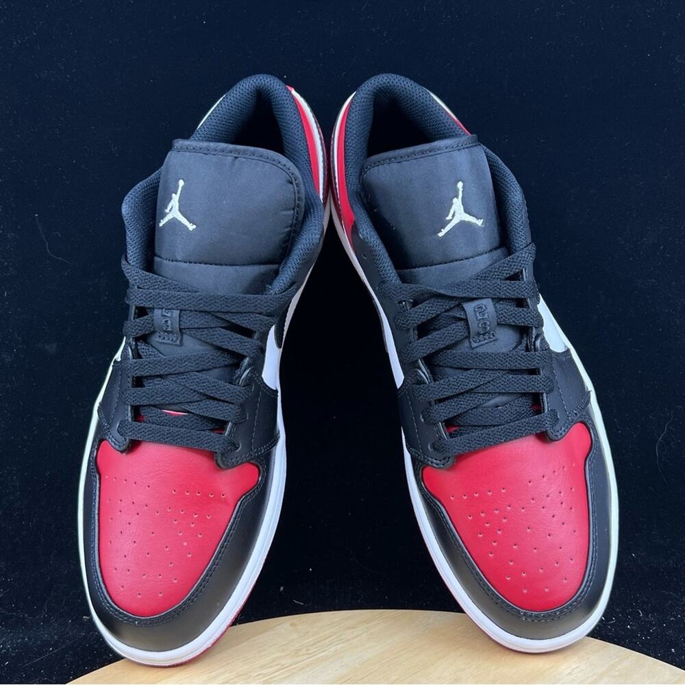 Nike Air Jordan 1 Low Shoes Bred Toe Black Red White 553558-612 Men's NEW Sz 13 - Picture 2 of 9